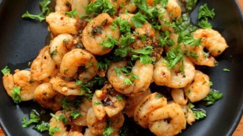 Creamy Garlic Prawns Recipe – Quick & Easy Restaurant-Style Dish