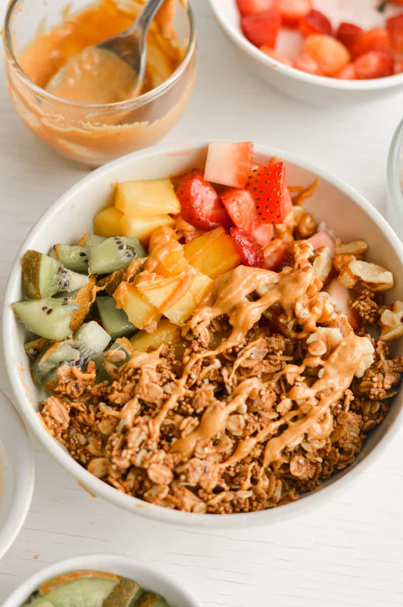 20 Healthy Cottage Cheese Bowl Ideas for Breakfast, Lunch & Dinner